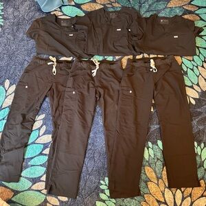 Figs Women's Black Drawstring Scrub Set - Black